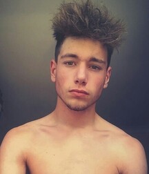 Hot Solo Shirtless Boys Twink Gay Tube 60a675cb21f60.jpg