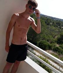 Hot Solo Shirtless Boys Twink Gay Tube 60a675e20584f.jpg