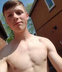 Hot Solo Shirtless Boys Twink Gay Tube 60a6767a5bac4.jpg