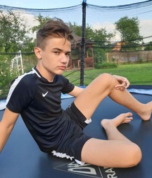 Hot Solo GayBoysTube Guys 60aa88fa5f9b5.jpg