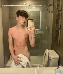 Hot Solo Naked GayBoysTube Best 10 60aa9444a84be.jpg