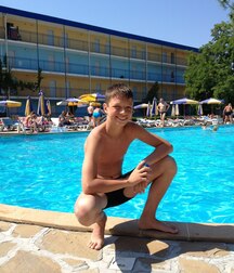 Hot Solo Shirtless Boys Spring Gay Tube Twinks 60ae80f343216.jpg