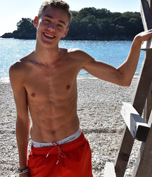 Hot Solo Shirtless Boys Spring Gay Tube Twinks 60ae810d6889a.png
