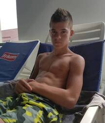 Hot Solo Shirtless Boys Spring Gay Tube Twinks 60ae820988902.jpg