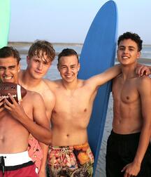 Boys At The Beach Twink Tube