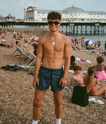 Boys At The Beach Twink Tube 60afd3ddce83e.jpg
