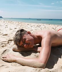 Boys At The Beach Twink Tube 60afd4235fd96.jpg