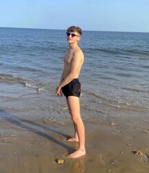 Boys At The Beach Twink Tube 60afd46704470.jpg
