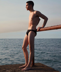 Boys At The Beach Twink Tube 60afd4801b363.jpg