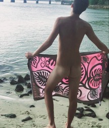 Boys At The Beach Twink Tube 60afd4ee1e864.jpg