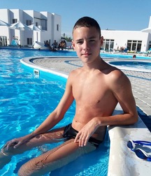 Boys At The Pool Gay Tube 60b8e1e6ee3f8.jpg