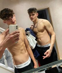Boys At Home Gay Tube 60ba4bc5748be.jpg