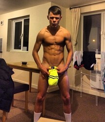 Boys At Home Gay Tube 60ba4c94aaf3f.jpg