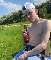 Boys Out In The Sun Twink Tube 60f94a2257f8a.jpg