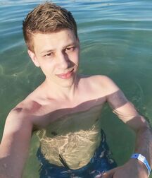 Hot Solo Shirtless Boys Twink Tube 61006601863eb.jpg