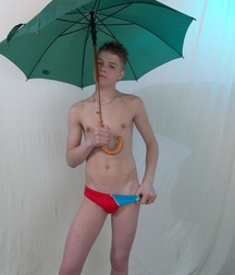 Hot Solo Shirtless Boys Twink Tube 610066068082e.jpg