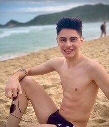 Hot Solo Shirtless Boys Twink Tube 610066129339a.jpg