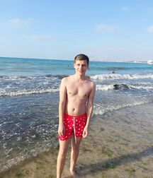 Hot Solo Shirtless Boys Twink Tube 6100661cd47b2.jpg