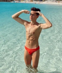 Hot Solo Shirtless Boys Twink Tube 610066670e7c5.jpg