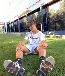 Hot Solo Boys Cute Faces 61013d9036015.jpg