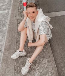 Hot Solo Boys Cute Faces 61013d984711c.jpg
