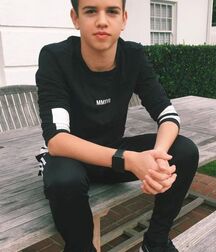 Hot Solo Boys Cute Faces 61013db4f1496.jpg