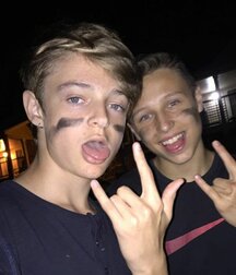 Hot Mixed Duo Boys Twink Tube Selfies 610330a6534ba.jpg