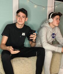 Hot Mixed Duo Boys Twink Tube Selfies 610330cbf15f9.jpg