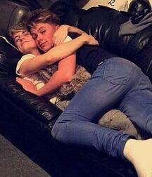 Hot Mixed Duo Boys Twink Tube Selfies 6103318661b30.jpg