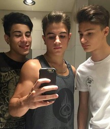 Hot Mixed Group Boys Twink Tube Guys 61042048c39d3.jpg