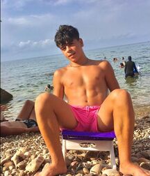 Hot Solo Shirtless Boys Twink Tube 61193f5e93846.jpg