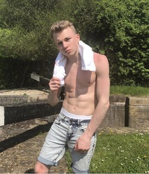 Hot Solo Shirtless Boys Twink Tube 6119403a05502.jpg