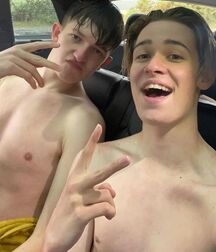 Hot Mixed Duo Boys Twink Tube Sexy 613e42b3a47e8.jpg