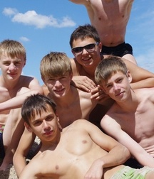 Hot Mixed Group Boys Twink Tube Straight Guys 6159995a49660.jpg