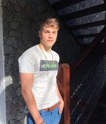Hot Solo Boys Twink Tube Cute 6159bdf433a5f.jpg