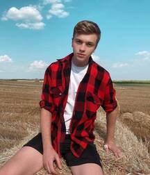 Hot Solo Boys Twink Tube Cute 6159be7fe1b9e.jpg