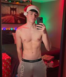 Hot Christmas Boys Porn Holiday Cute 61c7b14e1c0df.jpg