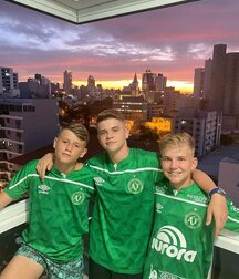 Hot Mixed Group Boys Twink Tube Straight 6249cb7ea7b7d.jpg