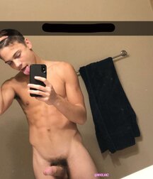 Hot Solo Nude Boys Hung Nice Cocks Boys Porn 62a0b3322d68f.jpg
