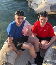 Hot Mixed Duo Boys Twink Tube Cute Bros 62b0a8718e964.jpg