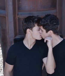 They kiss gay tube 603e2a860de14.jpg