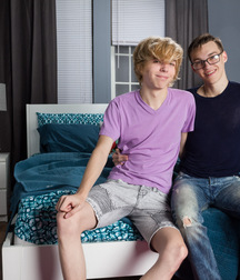 Jamie Sucks and Fucks Blond Twinks Gay Porn 62e7db5c6d2cb.jpg