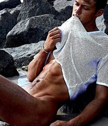 Publius Wet Boys 2 60499140c0b62.jpg