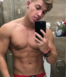 Publius Boys Selfies 2 Gay Tube  604b5b942e567.jpg