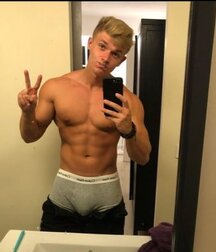 Publius Boys Selfies 2 Gay Tube  604b5b9aa5700.jpg