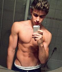 Publius Boys Selfies 2 Gay Tube  604b5bb4e41a1.jpg