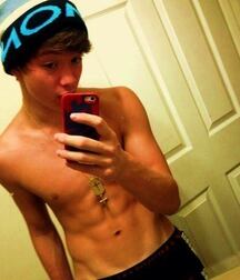 Publius Boys Selfies 2 Gay Tube  604b5bc25d1cc.jpg