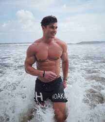 Publius Beach Boys 3 Summer Gay Tube  6052b5e4e0450.jpg
