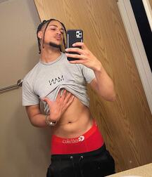 Publius Boys Selfies 10 Gay Tube 605951fe87a18.jpg