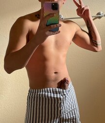 Publius Boys Selfies 10 Gay Tube 6059524b22984.jpg